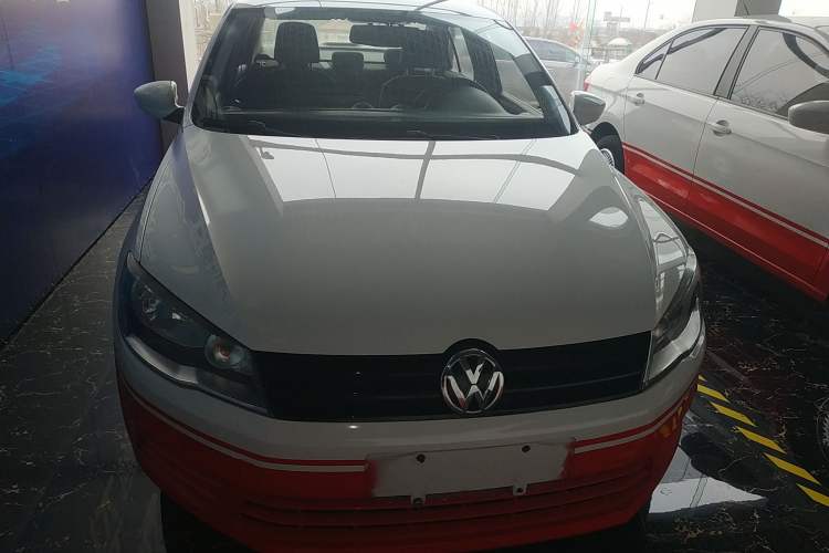 Used Volkswagen Jetta 2015 1.6L Automatic Fashion Model
