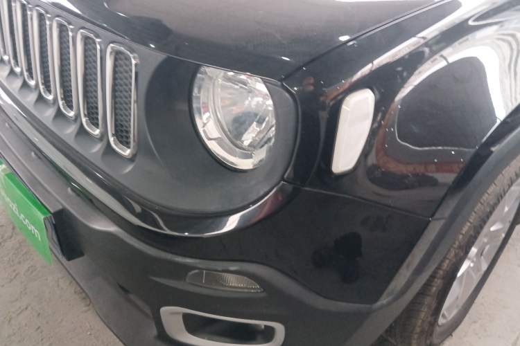 Used Jeep Renegade 2018 Connected Large Screen Version 180T Automatic High-Energy Edition