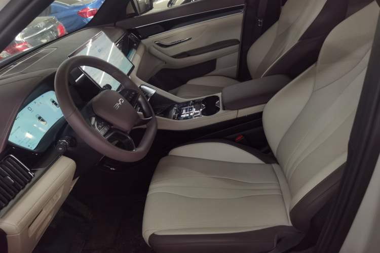 Used BYD Song PLUS New Energy 2025 DM-i Intelligent Driving 160KM Flagship Model Left Front Seat