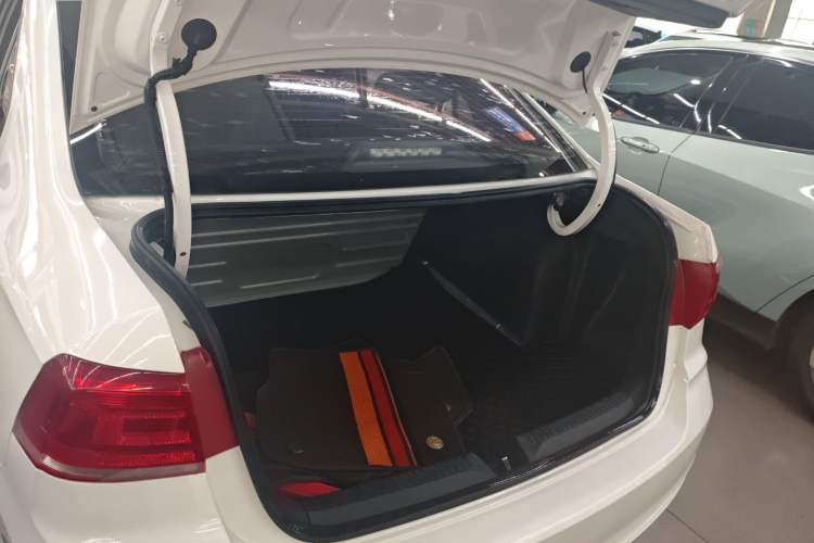 Used Volkswagen Santana 2021 1.5L Automatic Fashion Edition
