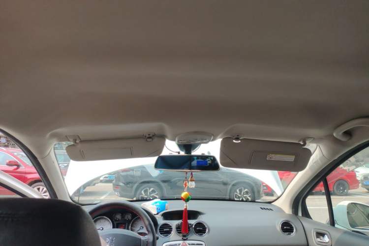 Used Peugeot 408 2011 2.0L Automatic Comfort Edition Headliner