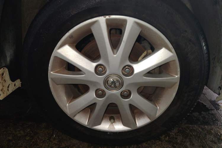 Used BAIC E Series 2013 Sedan 1.5L Automatic Leshang Edition
