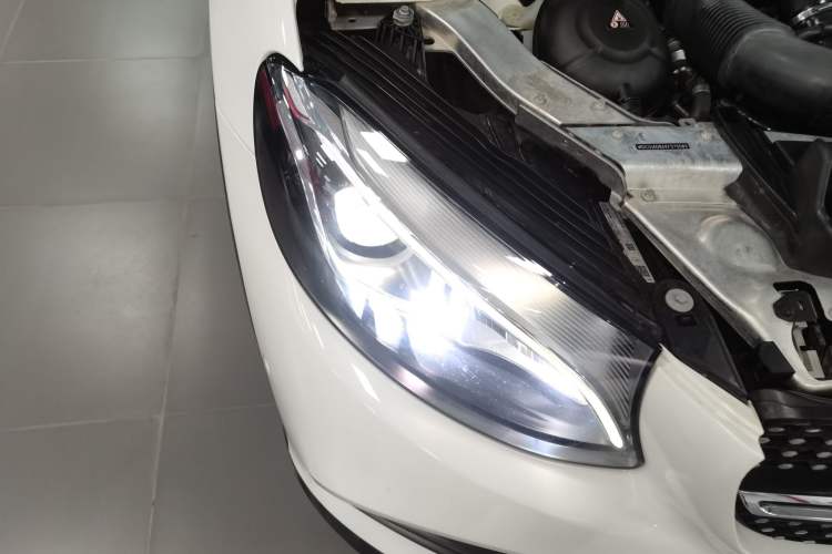 Used Mercedes-Benz GLC Coupe 2019 GLC 200 4MATIC Coupe SUV Exterior 3