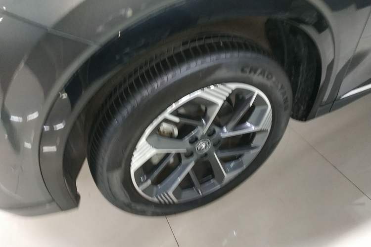 Used Changan CS75 PLUS 2025 4th Generation 1.5T New Blue Whale Smart Flagship Version
