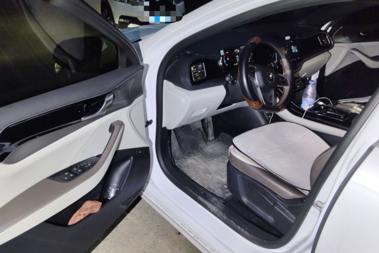 Used BYD Qin PLUS 2023 Champion Edition DM-i 120KM Leading Model
