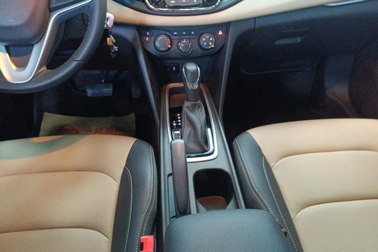 Used Chevrolet Monza 2022 320 Automatic Enjoyment Sunroof Version