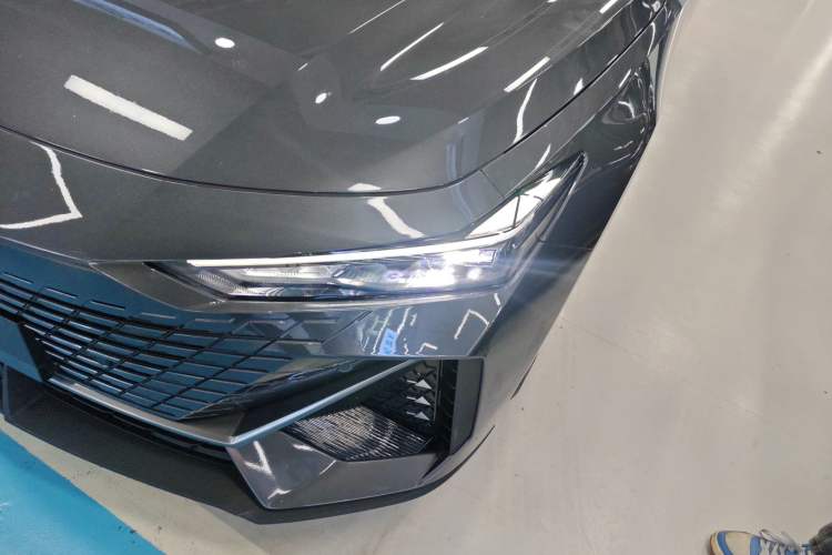 Used CHANGAN UNI-V 2024 1.5T High-Energy Version
