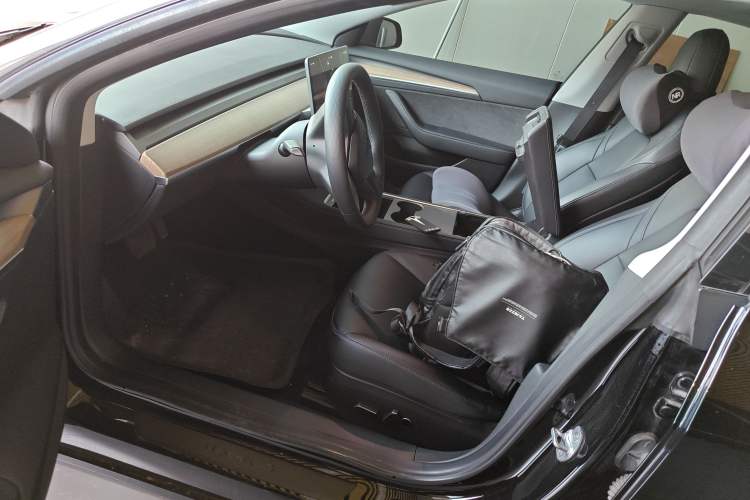 Used Tesla Model 3 2022 Rear-Wheel-Drive Version
