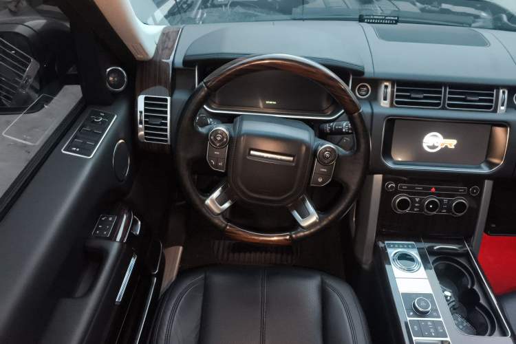 Used Land Rover Range Vogue 
