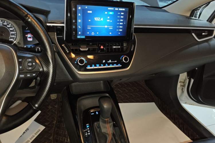 Used Toyota Corolla 2021 1.2T S-CVT Elite PLUS Edition Audio And AC Panel