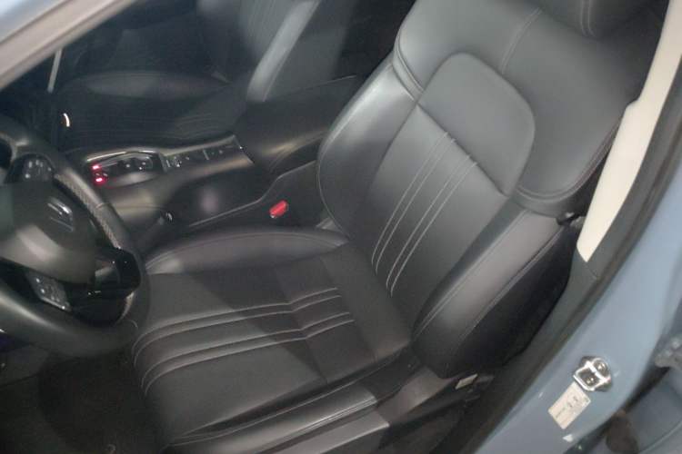 Used Honda ZR-V 2023 2.0L eHEV Sharp - Deluxe Edition
