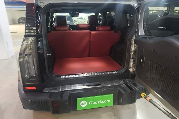 Used JETOUR Traveler 2023 2.0T All-Wheel Drive Conquer PRO Trunk