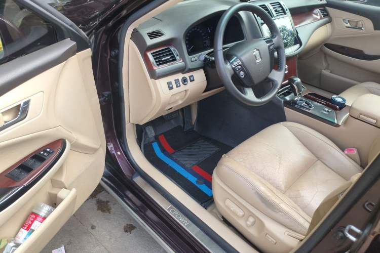 Used Toyota Crown 2012 2.5L Royal Comfort Edition