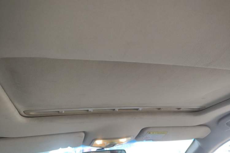 Used Roewe 350 2014 1.5L Automatic Xunyue Version
