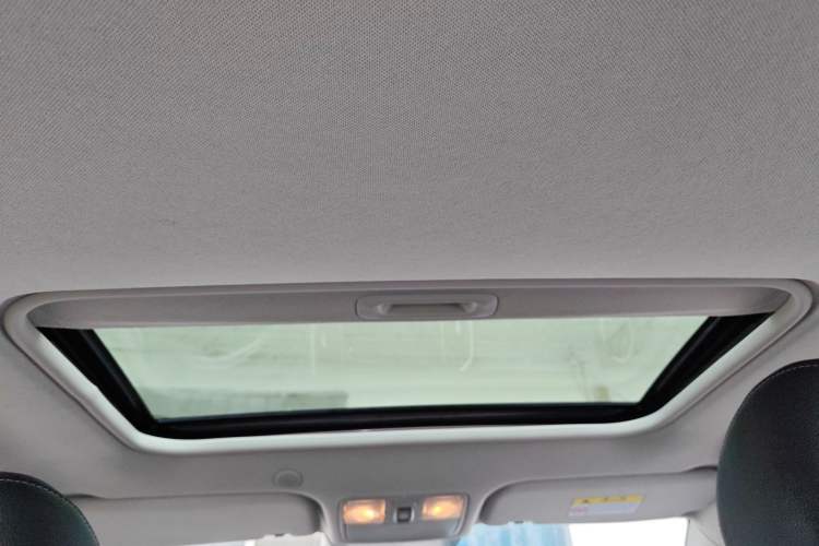 Used Kia kx1 Stonic 2021 1.4L CVT Sunroof Model Headliner