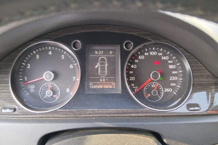 Used Volkswagen Magotan 2012 1.8TSI Prestige Model Instrument Cluster