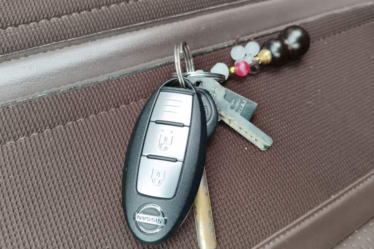 Used Nissan X-Trail 2015 2.5L CVT Leading MAX Edition 4WD