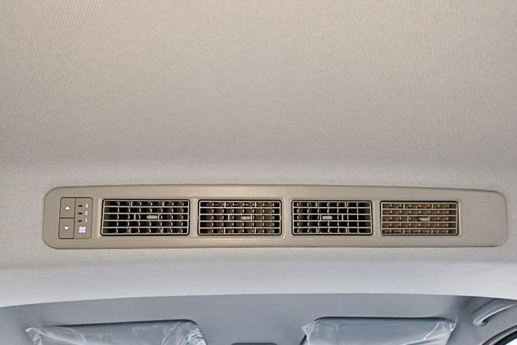 Used Wuling Hongguang New Energy 2024 All-Electric Model 300KM Standard Version
