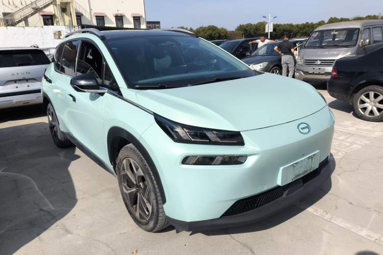 Used AION V 2021 Plus 70 Smart Edition Lithium Iron Phosphate Front Right 45 Deg