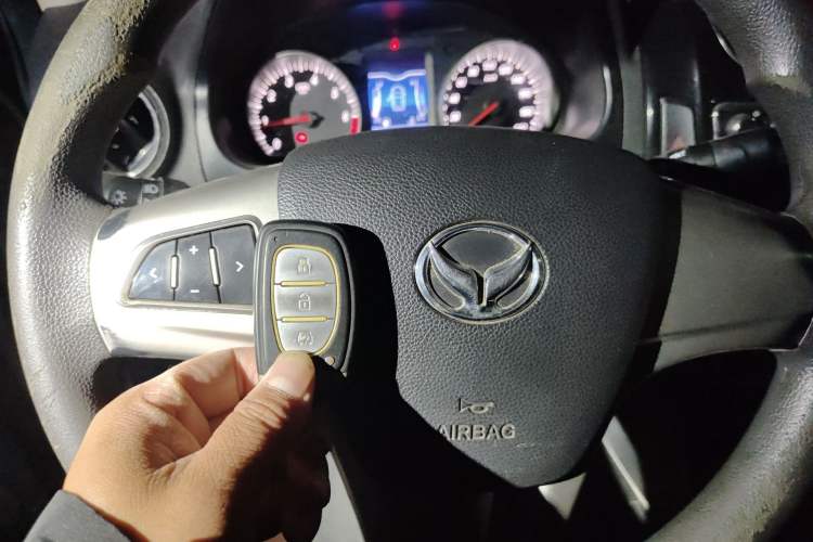 Used HYOSOW H2 2015 1.5L Manual Luxury Version BJ415C
