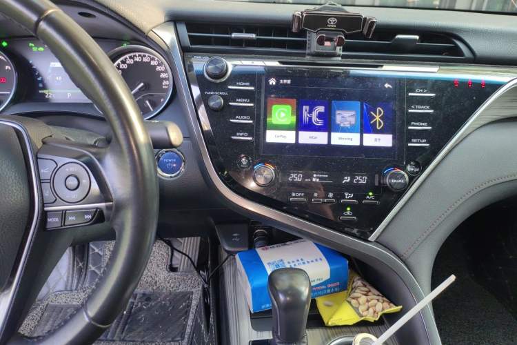 Used Toyota Camry 2018 Dual-Engine 2.5 HG Luxury Edition
