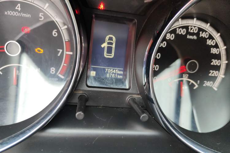 Used Venucia T70 2015 2.0L Manual RuiQu Version