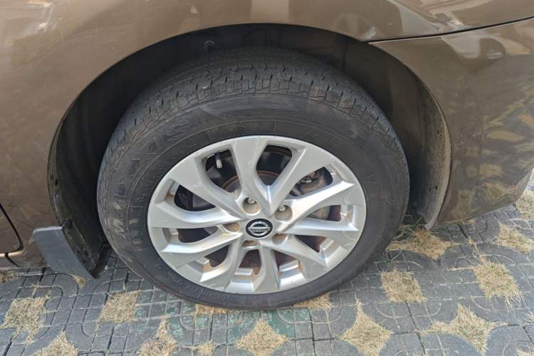 Used Nissan Sylphy 2019 Classic 1.6XL CVT Luxury Edition Right Front Wheel Hub