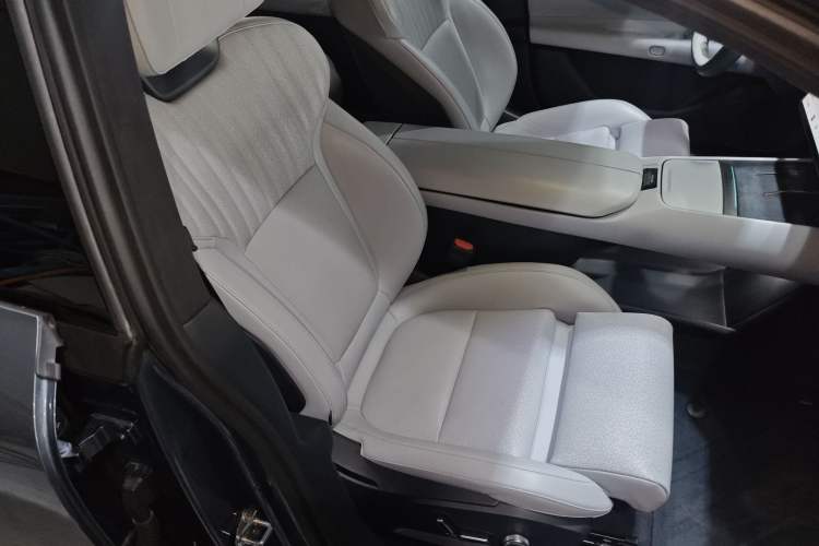 Used Lynk & Co Z10 2025 95 kWh 702 km All-Wheel Drive Intelligent Driving Ultra