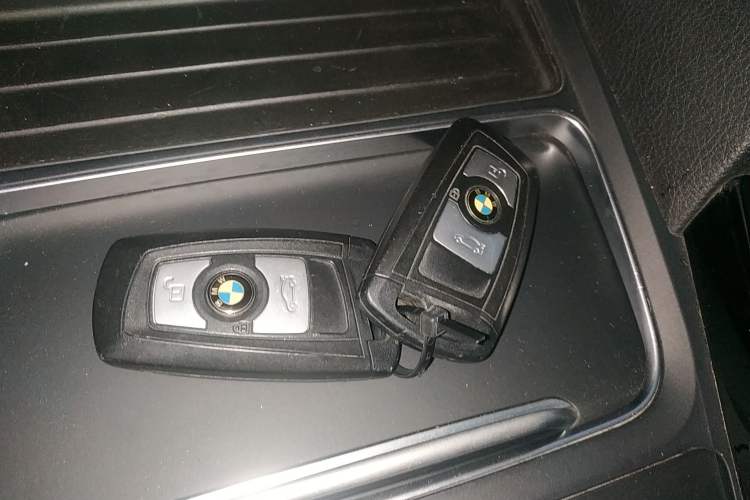 Used BMW 3 Series 2017 320Li Fashion Model
