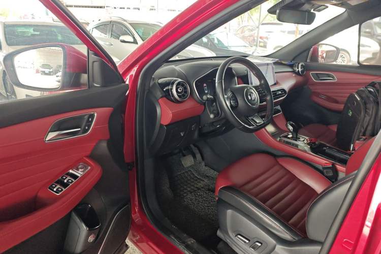 Used MG HS 2019 30T Automatic 2WD Trophy Enhanced Version China VI Standard Driver Seat