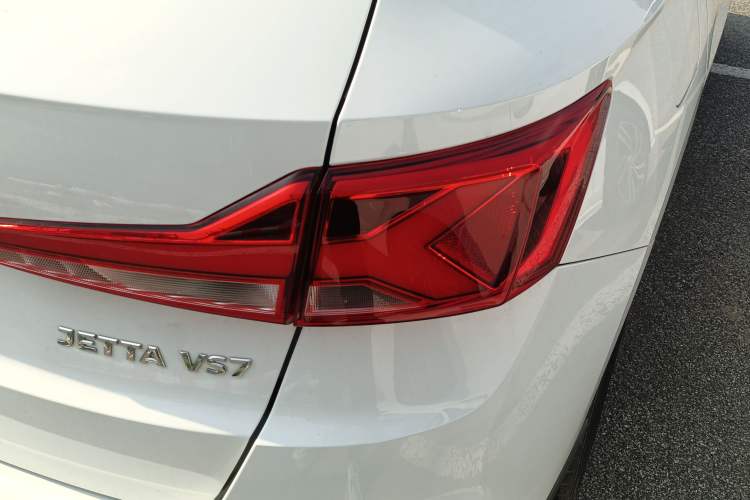 Used Jetta VS7 2023 280TSI Automatic Trend Edition Right Rear Taillight