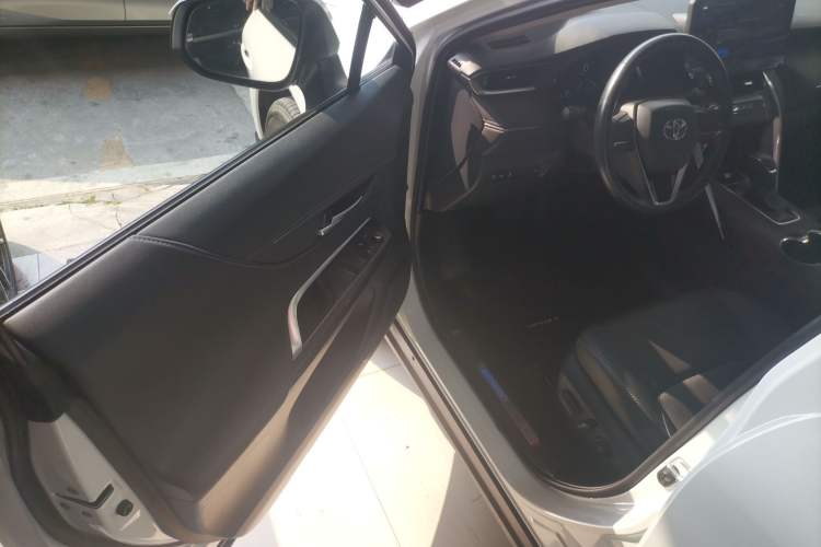 Used Toyota Venza 2023 2.0L CVT Two-Wheel Drive Prestige Version
