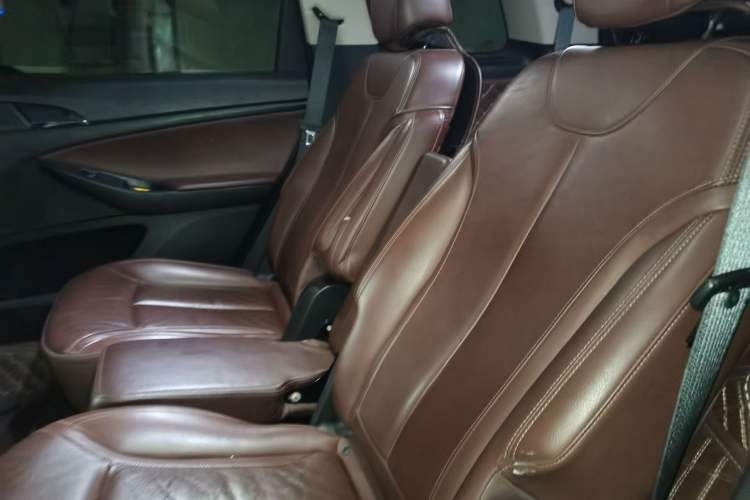 Used Buick GL6 2018 18T 6-Seater Luxury Model