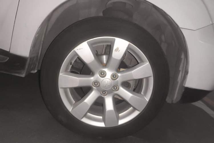 Used Mitsubishi Outlander 2010 Kinhui 2.4 Fashion Edition
