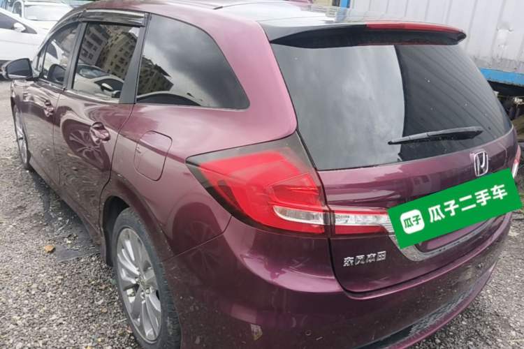 Used Honda Jade 2017 1.8L automatic Comfort version 5 seats