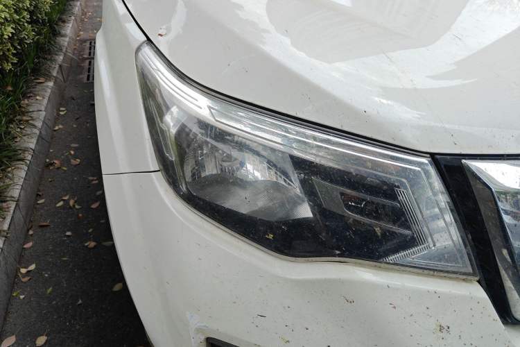 Used Nissan Terra 2020 2.5L XL Upper Automatic Two-Wheel Drive Luxury Edition Right Front Headlight