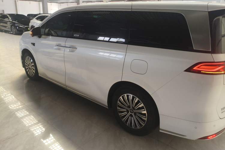 Used BYD Xia 2025 DM-i 1.5T 180km Excellence Model