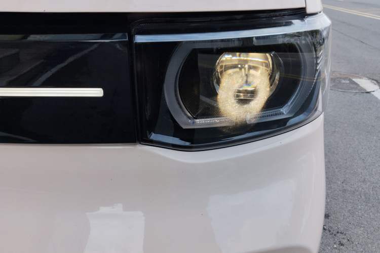 Used Wuling Hongguang MINIEV 2022 Macaron Premium Model – Lithium Iron Phosphate
