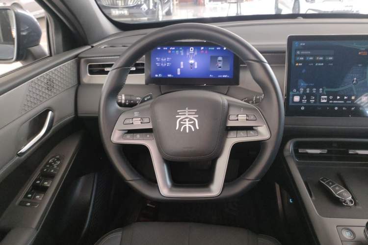 Used BYD Qin PLUS 2025 EV Smart Drive Edition 420KM Leading Model
