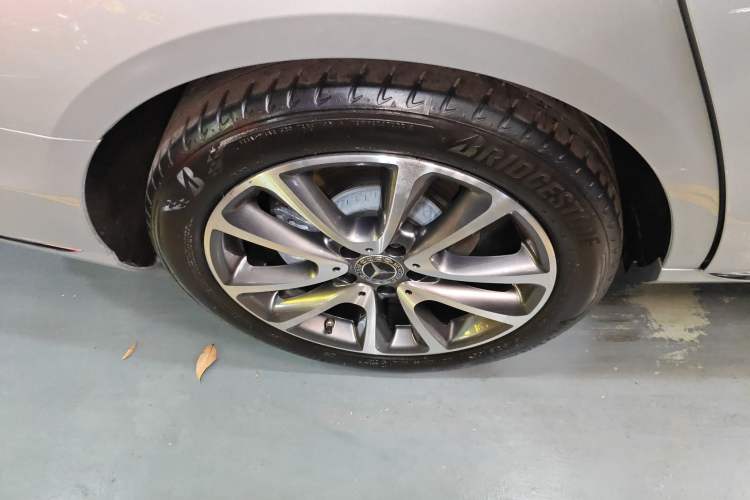 Used Mercedes-Benz E-Class 2019 Restyled E 300 L Luxury Edition
