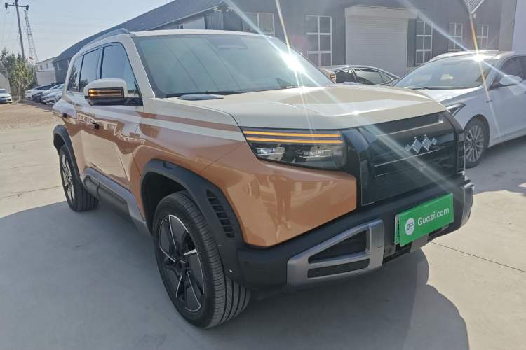 Used Formula Leopard Titanium 3 2025 501KM All-Wheel Drive Intelligent Driving Ultra Version