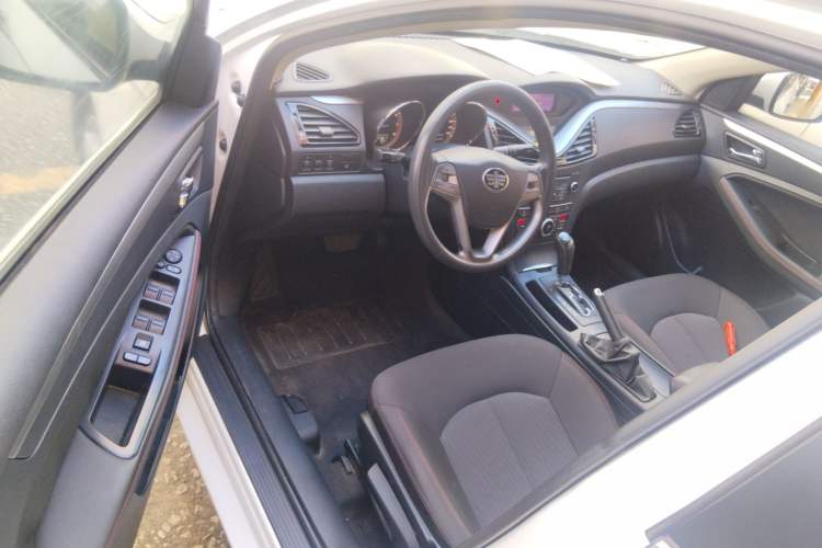 Used Bestune B70 2014 2.0L automatic comfort version