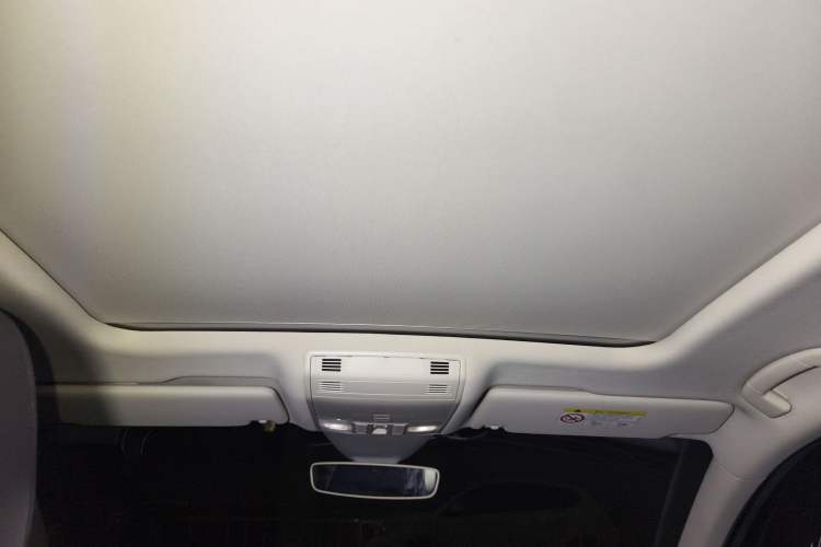 Used Volkswagen Variant 2017 380TSI Two-Wheel Drive Comfort Edition