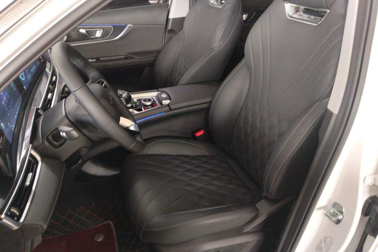 Used Chery Tiggo 7 PLUS 2023 1.6 TGDI DCT Prestige Edition