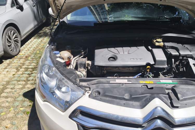 Used Citroen C4L 2014 1.8L Intelligent Drive Manual Version – Dynamic Edition