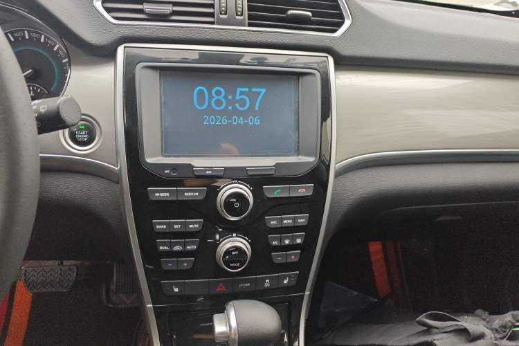 Used Haval H2 2017 Red-Label 1.5T Automatic Two-Wheel Drive Luxury Model