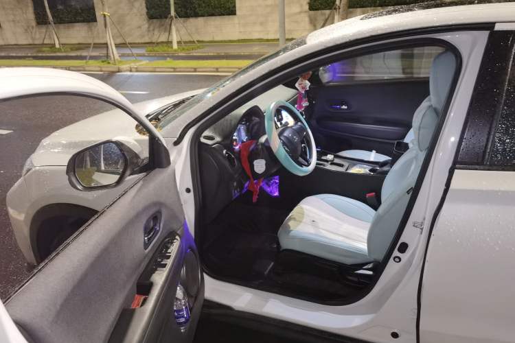 Used Honda XR-V 2021 1.5L CVT Comfort Version Driver Seat