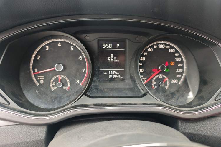 Used Volkswagen Passat 2017 330TSI DSG Luxury Edition Instrument Cluster