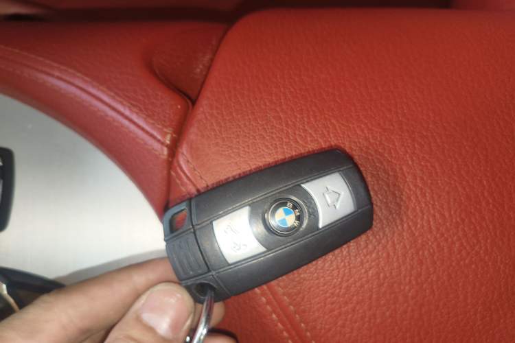 Used BMW Z4 2012 sDrive20i Luxury Model
