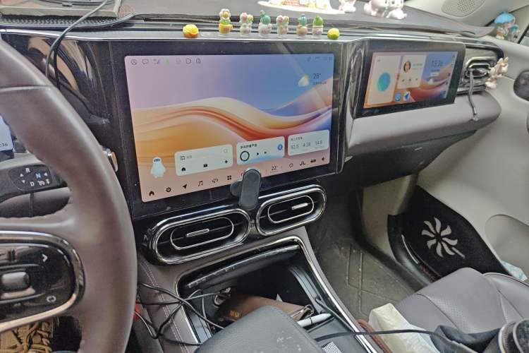 Used Leapmotor C11 2021 Deluxe Edition Audio And AC Panel